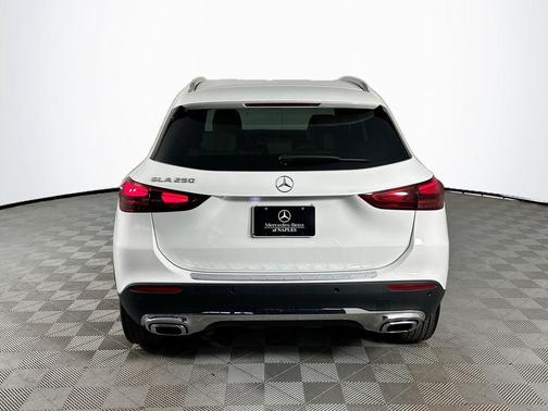 2026 Mercedes-Benz GLA 250 Base