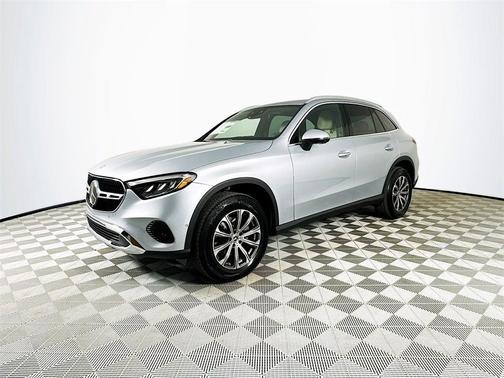 2026 Mercedes-Benz GLC 300 Base 4MATIC