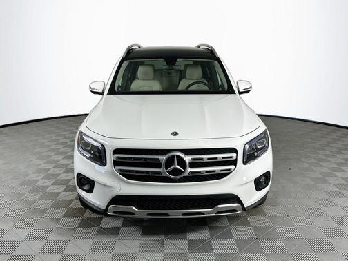 Polar White 2023 Mercedes-Benz GLB 250 Base