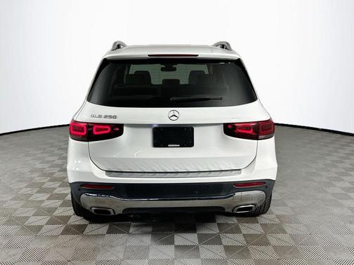 Polar White 2023 Mercedes-Benz GLB 250 Base