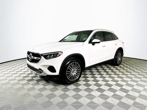 2026 Mercedes-Benz GLC 300 Base