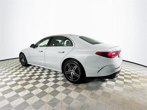 2025 Mercedes-Benz E-Class E 350