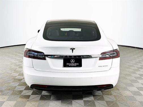 2020 Tesla Model S Long Range Plus