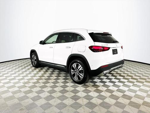 2025 Mercedes-Benz GLA 250 Base