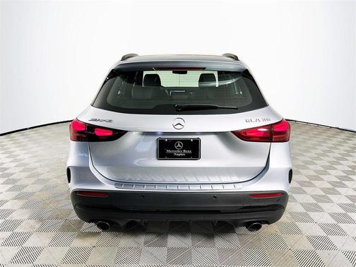 2025 Mercedes-Benz AMG GLA 35 Base