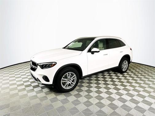 2026 Mercedes-Benz GLC 300 Base 4MATIC