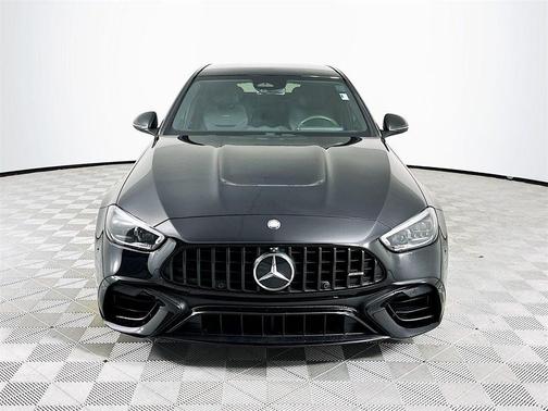 2024 Mercedes-Benz AMG C 63 S E Performance