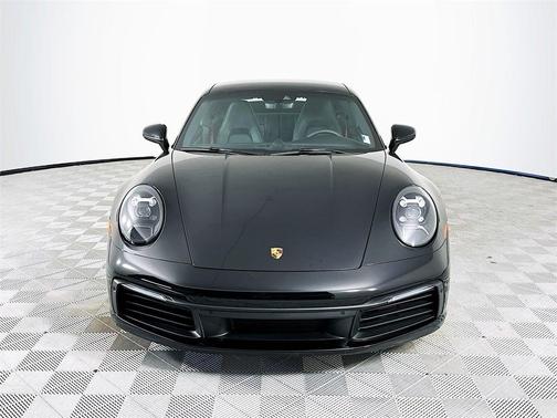 2024 Porsche 911 Carrera