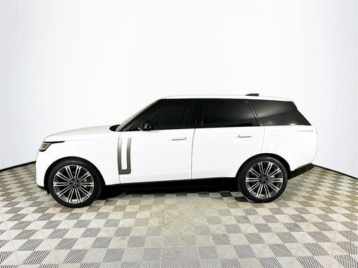 2023 Land Rover Range Rover P400 SE