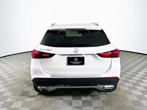 2025 Mercedes-Benz GLA 250 Base