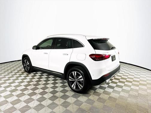 2025 Mercedes-Benz GLA 250 Base