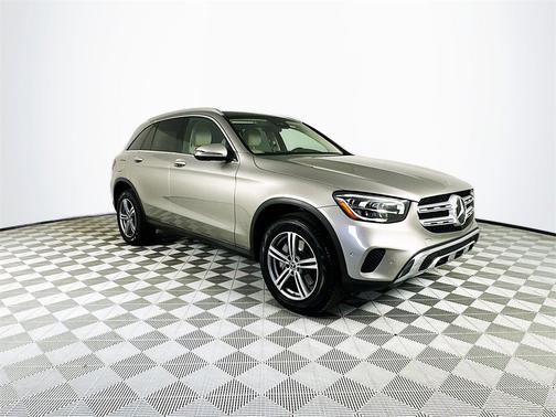 2022 Mercedes-Benz GLC 300
