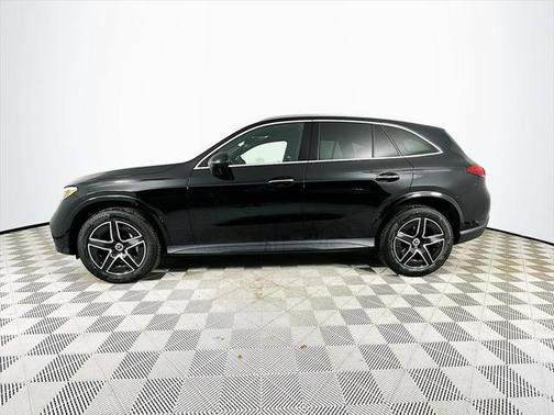 2025 Mercedes-Benz GLC 300 4MATIC