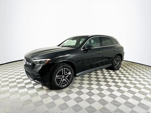 2025 Mercedes-Benz GLC 300 4MATIC
