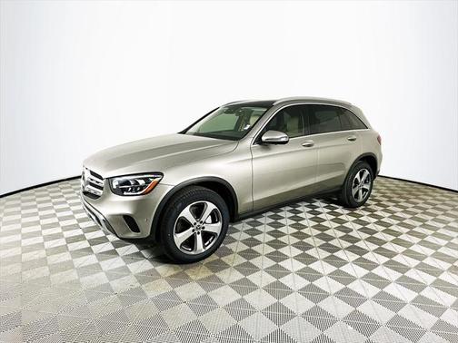 2022 Mercedes-Benz GLC 300
