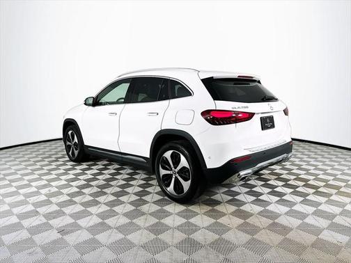 2025 Mercedes-Benz GLA 250 Base