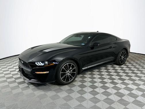 2022 Ford Mustang EcoBoost