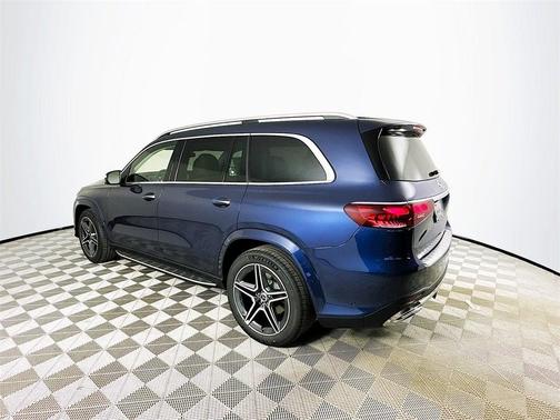 2026 Mercedes-Benz GLS 450 