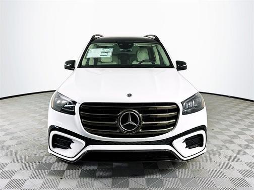 2026 Mercedes-Benz GLS 450 4MATIC