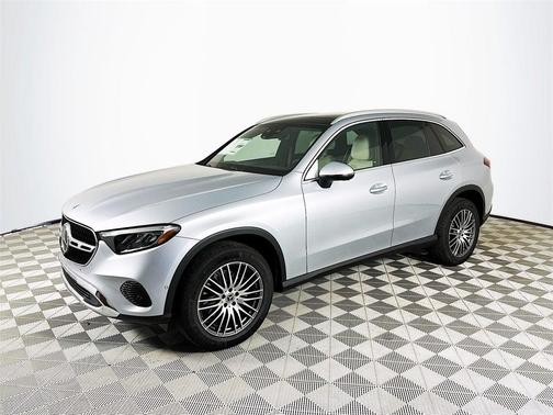 2026 Mercedes-Benz GLC 300 Base