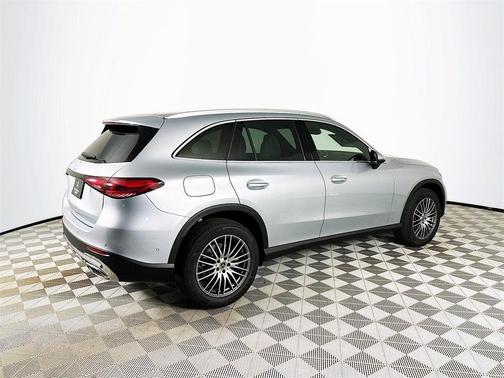 2026 Mercedes-Benz GLC 300 Base