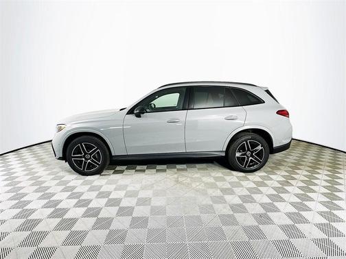 2026 Mercedes-Benz GLC 300 Base