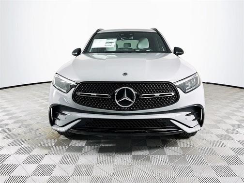 2026 Mercedes-Benz GLC 300 Base