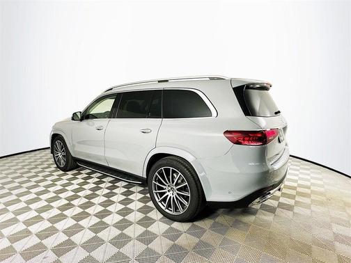2026 Mercedes-Benz GLS 450 