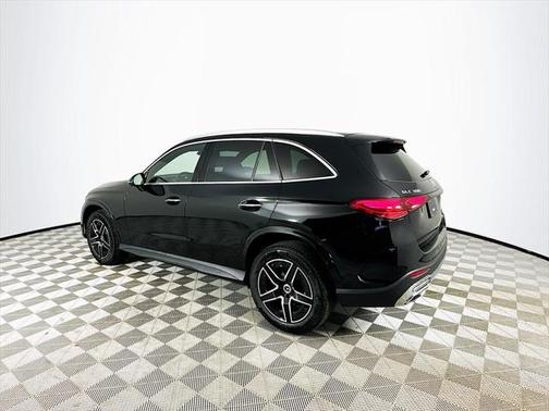 2025 Mercedes-Benz GLC 300 4MATIC