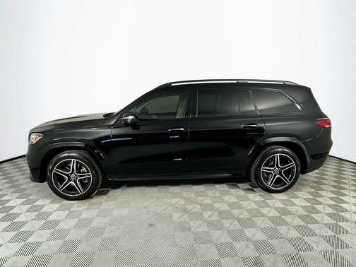 Obsidian Black Metallic 2025 Mercedes-Benz GLS 450 4MATIC
