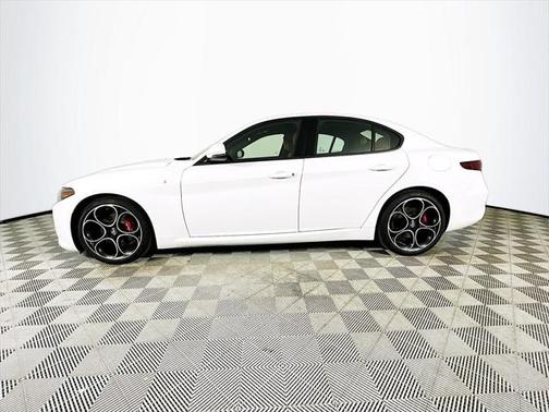 2022 Alfa Romeo Giulia Ti