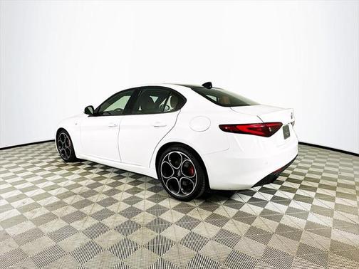 2022 Alfa Romeo Giulia Ti