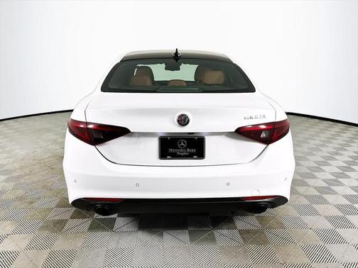 2022 Alfa Romeo Giulia Ti