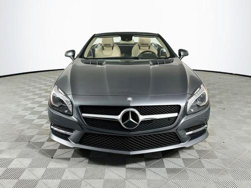Selenite Gray Metallic 2016 Mercedes-Benz SL-Class SL 400