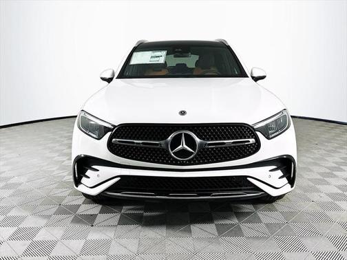 2025 Mercedes-Benz GLC 300 4MATIC