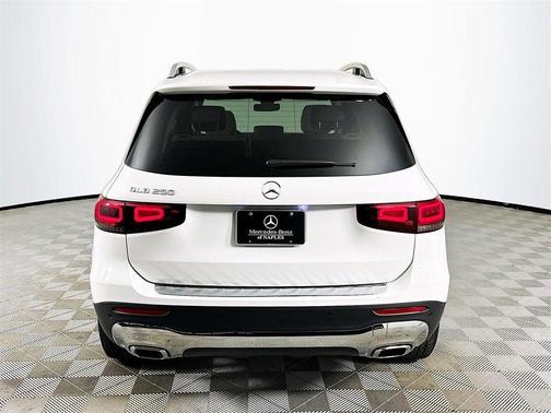 2023 Mercedes-Benz GLB 250 Base