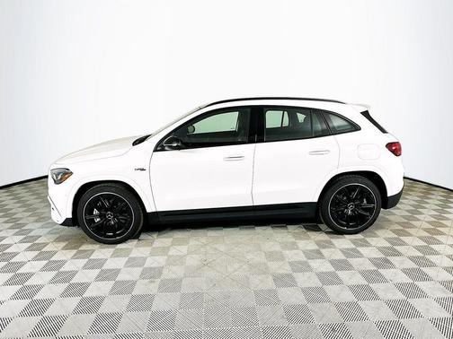 2026 Mercedes-Benz AMG GLA 35 Base