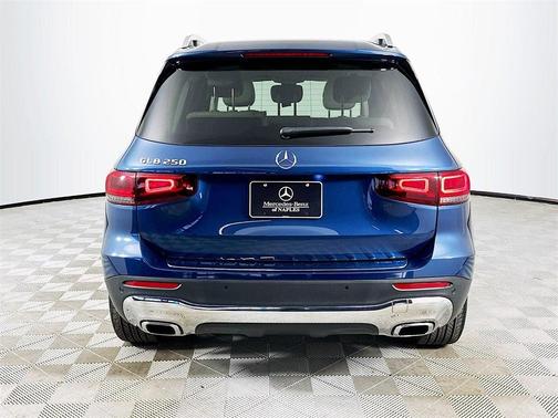 2022 Mercedes-Benz GLB 250 Base