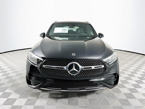 2025 Mercedes-Benz GLC 300 Base 4MATIC