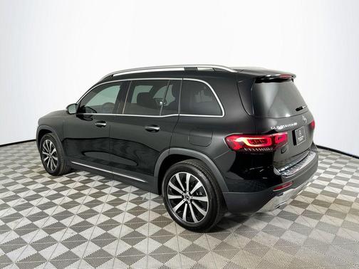 Midnight Black 2023 Mercedes-Benz GLB 250 Base