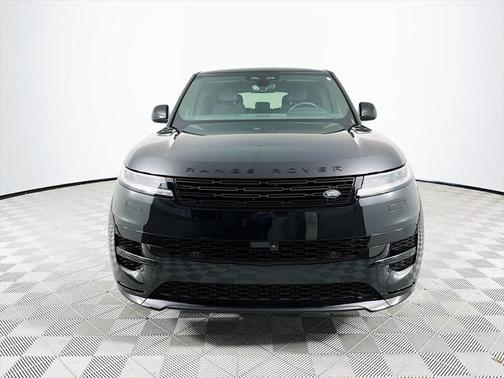 2024 Land Rover Range Rover Sport SE