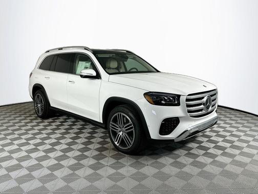 Polar White 2026 Mercedes-Benz GLS 450 4MATIC