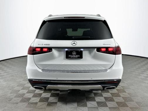 Polar White 2026 Mercedes-Benz GLS 450 4MATIC