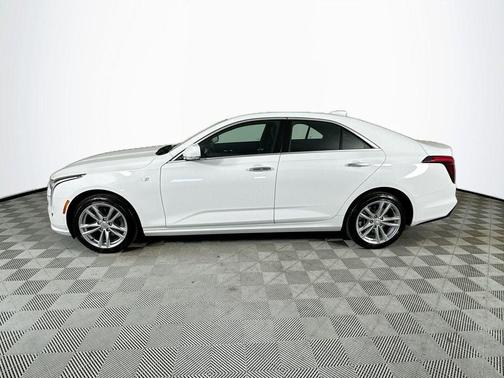 2023 Cadillac CT4 Luxury