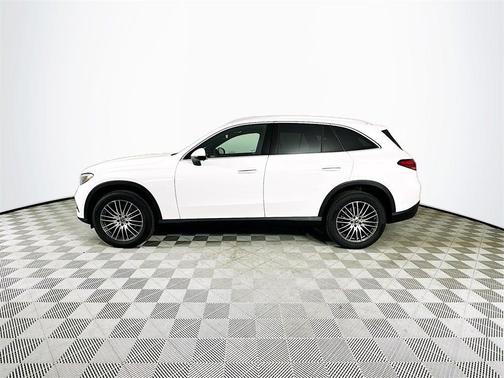 2026 Mercedes-Benz GLC 300 Base 4MATIC