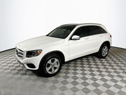 Polar White 2018 Mercedes-Benz GLC 300 Base
