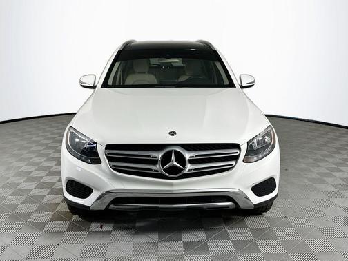 Polar White 2018 Mercedes-Benz GLC 300 Base