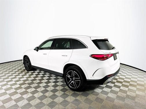 2025 Mercedes-Benz GLC 300 Base 4MATIC