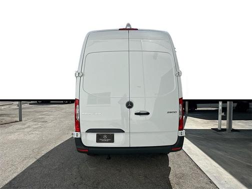 2026 Mercedes-Benz Sprinter 2500 144 WB