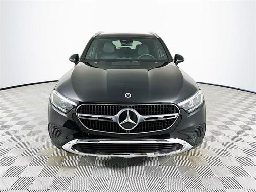 2025 Mercedes-Benz GLC 300 Base